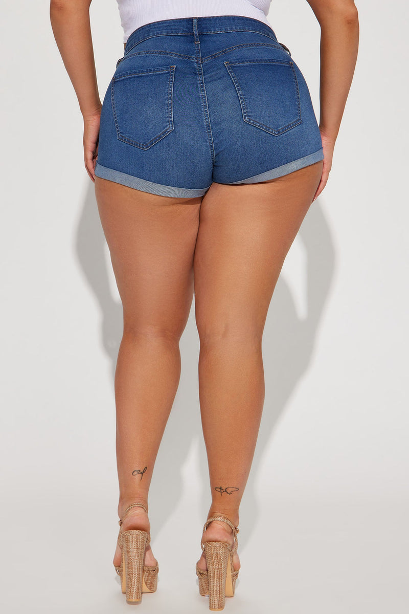 Juicy Cuffed Booty Short - Medium Blue Wash