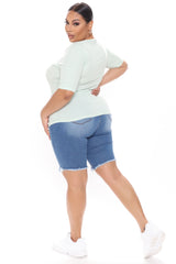 Corinna Booty Lifting Denim Bermudas - Medium Blue Wash