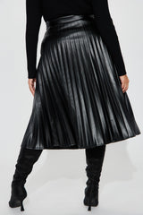 Stating Facts Midi Skirt - Black
