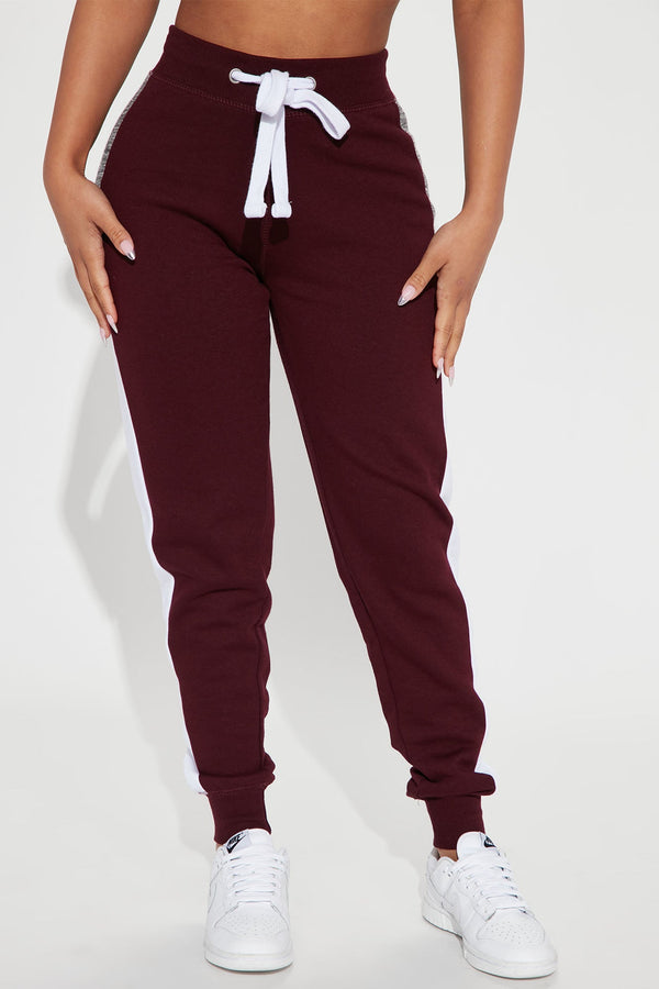 Analissa Jogger - Maroon