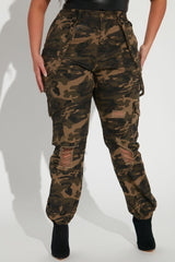 Get On My Level Cargo Pants - Camouflage