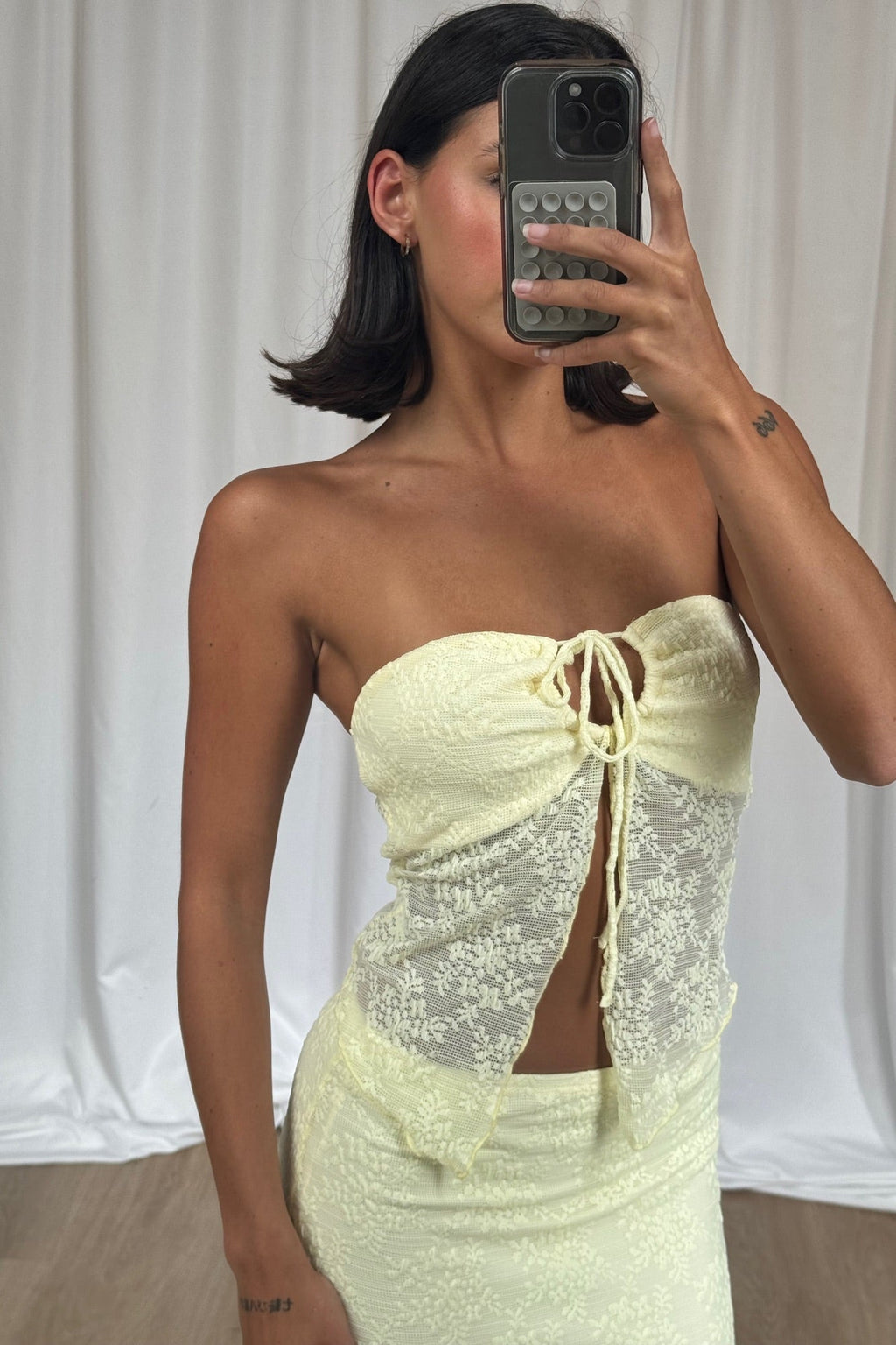 Summer Lace Top Lemon - FINAL SALE